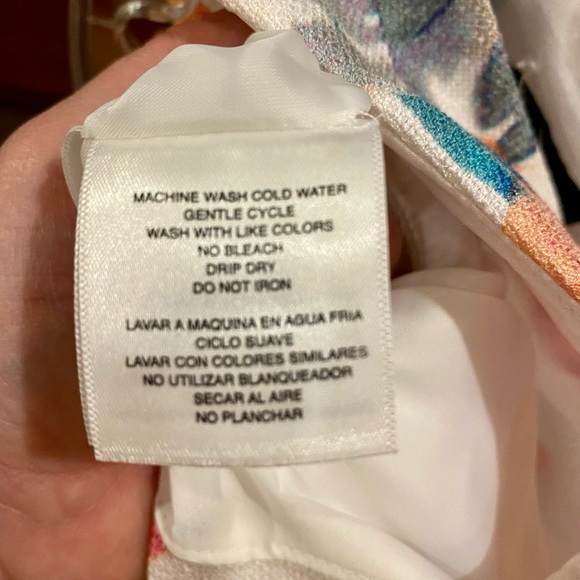 Evan-Picone Black Label Floral Watercolor Sleeveless A-line Dress. - Picture 2 of 6